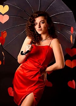 Liza Mazalenko image 3 of 4
