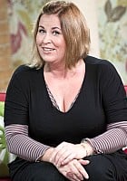 Liza Tarbuck profile photo
