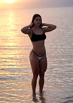 Liza Troyan image 3 of 4