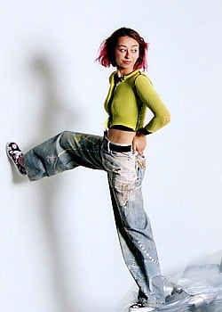 Lizzie Armanto