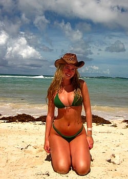 Lizzie Branstetter image 1 of 4