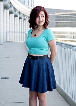 Lizzy Jones image 4 of 4