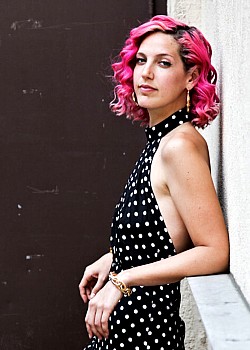 Lizzy Plapinger image 3 of 4