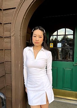 Lizzy Wong image 3 of 3