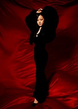Lizzy Yu image 1 of 3
