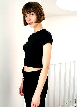 Lola Bouchareb image 1 of 1