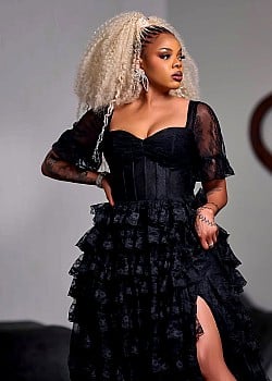 Londie London image 4 of 4