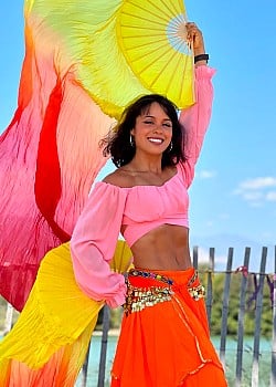 Lorena Abreu image 4 of 4