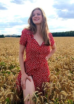 Lorene Laplusbelle image 2 of 4