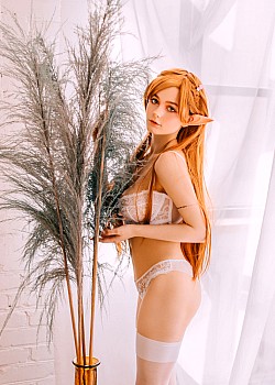 Lorienn image 1 of 1