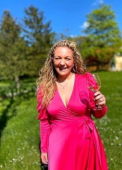 Louise Fischer image 2 of 4