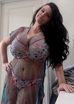 Lovely Lilith image 3 of 4