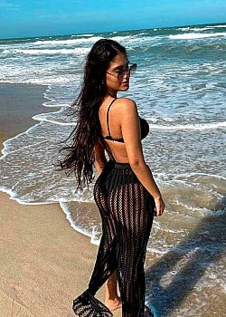 Lua Carvalho image 2 of 2
