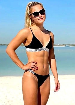 Luana Alonso image 2 of 4