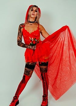 Luci (Musician) image 4 of 4