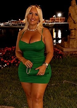 Lucia Viana image 4 of 4