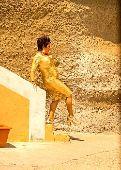 Lucianna De Falco image 2 of 2