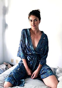 Lucie Pustova image 3 of 4