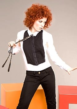 Lucy Diakovska image 2 of 4