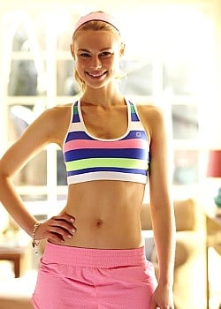 Lucy Fry image 1 of 3