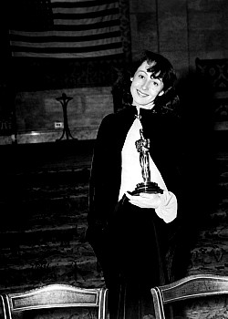 Luise Rainer image 2 of 2