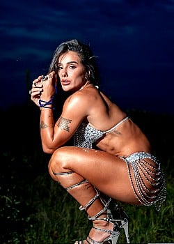 Luiza Caldi image 3 of 4