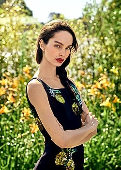 Luma Grothe image 1 of 2