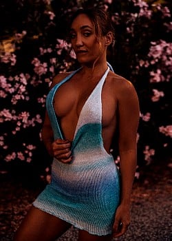 Luna Hale image 2 of 4