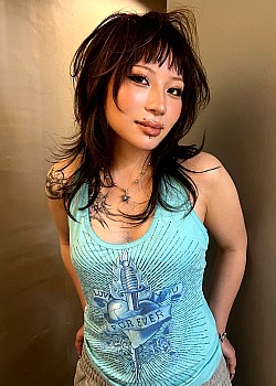 Luna Kato image 2 of 4