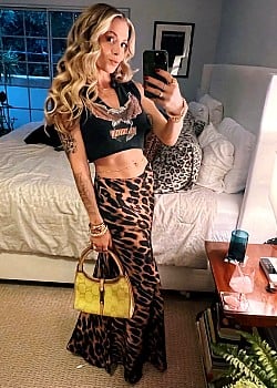 Lux Wright