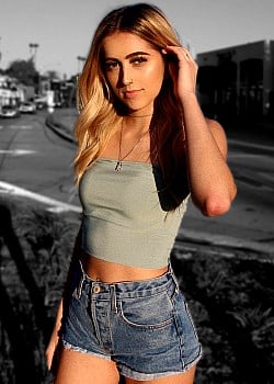 Lycia Faith image 4 of 4