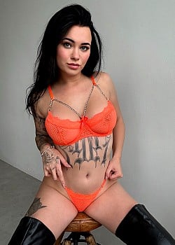 Lylou Black image 2 of 2