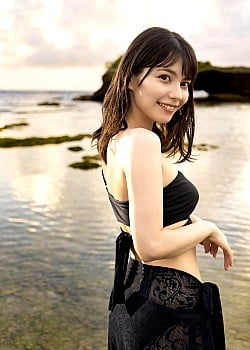 Lynn (Voice Actress) image 1 of 4