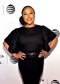 Lynn Whitfield image 4 of 4