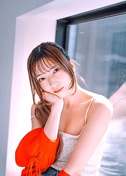 Machi Sakurai image 4 of 4