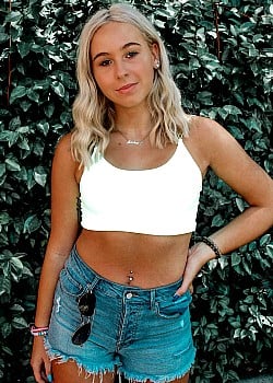 Mackenzie Ross image 3 of 4