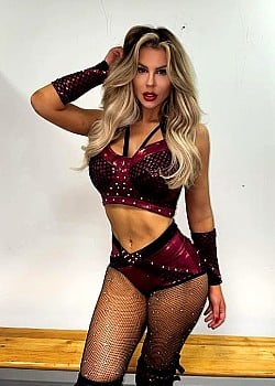 Macy Leigh image 3 of 3