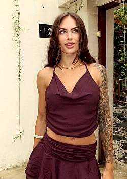 Maddison Jayde image 2 of 3
