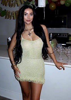 Maddy Coco image 4 of 4