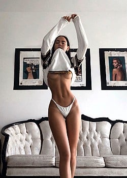 Maddy Crum image 2 of 3