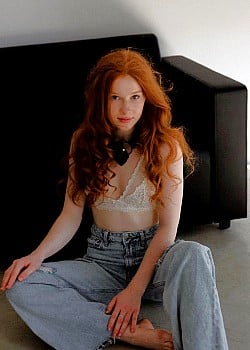 Madeline Evans image 2 of 3