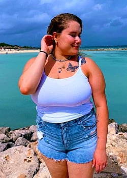 Madeline Pinsky image 1 of 4