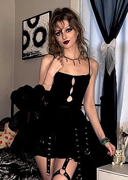 Madeline Stewart image 3 of 4