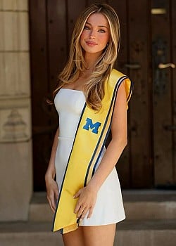 Madeline Taylor image 3 of 3