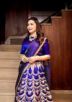 Madhuri Dixit image 4 of 4