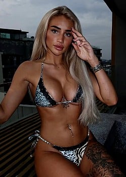 Madison Watts image 3 of 3