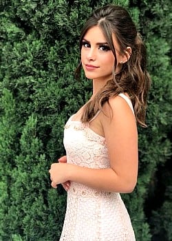 Madisyn Shipman image 3 of 4