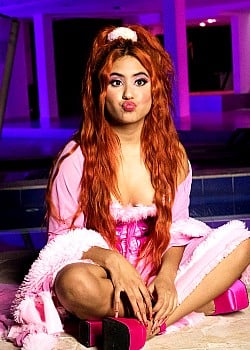 Mafe Vasquez image 4 of 4