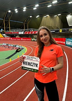 Magdalena Niemczyk image 2 of 2