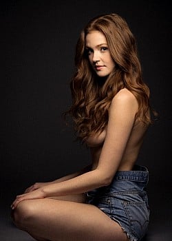 Maggie Geha image 2 of 4